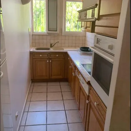 Διαμέρισμα Maison Chaleureuse Avec Parking Gratuit *